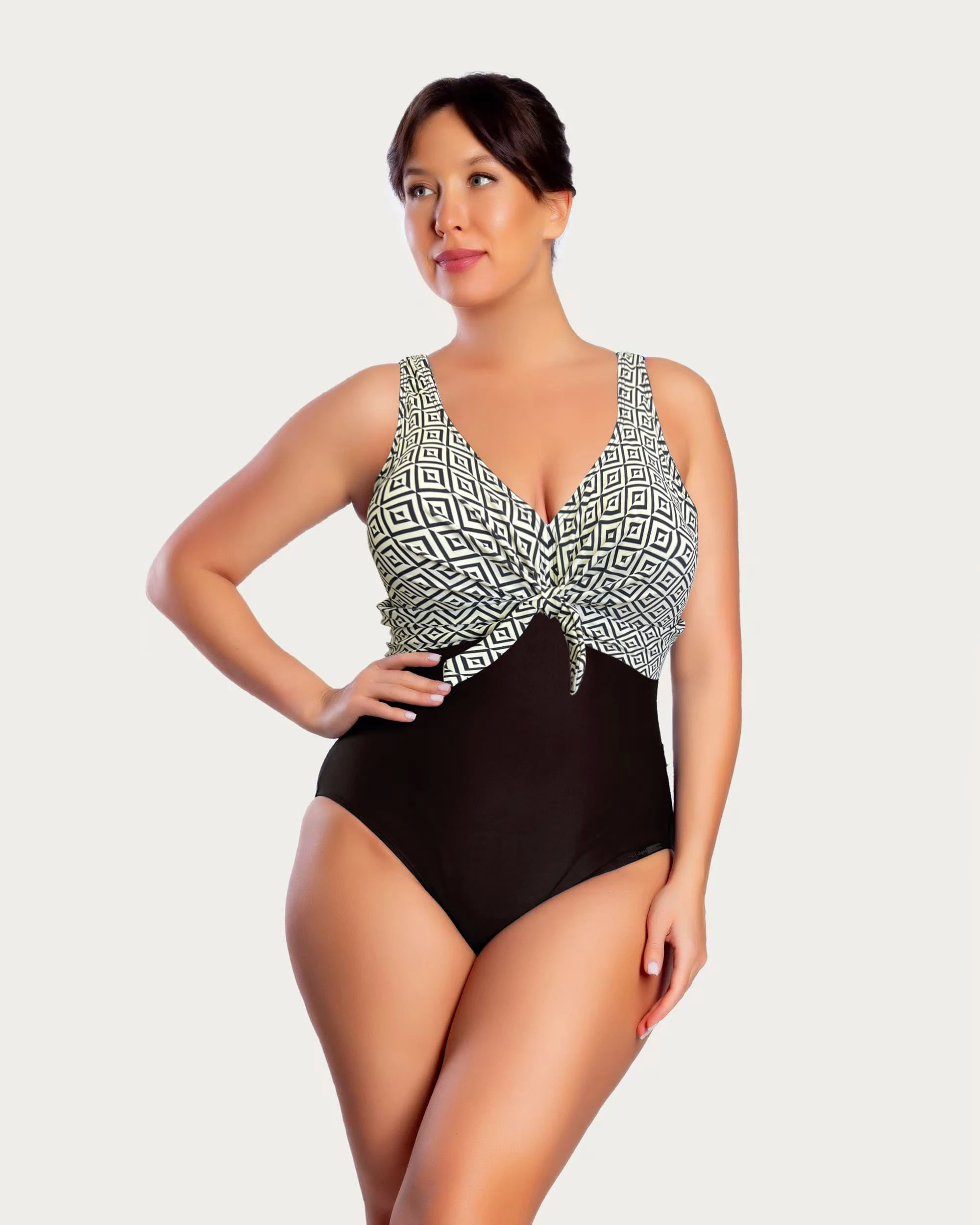 Купальник женский  слитный LS 99-628