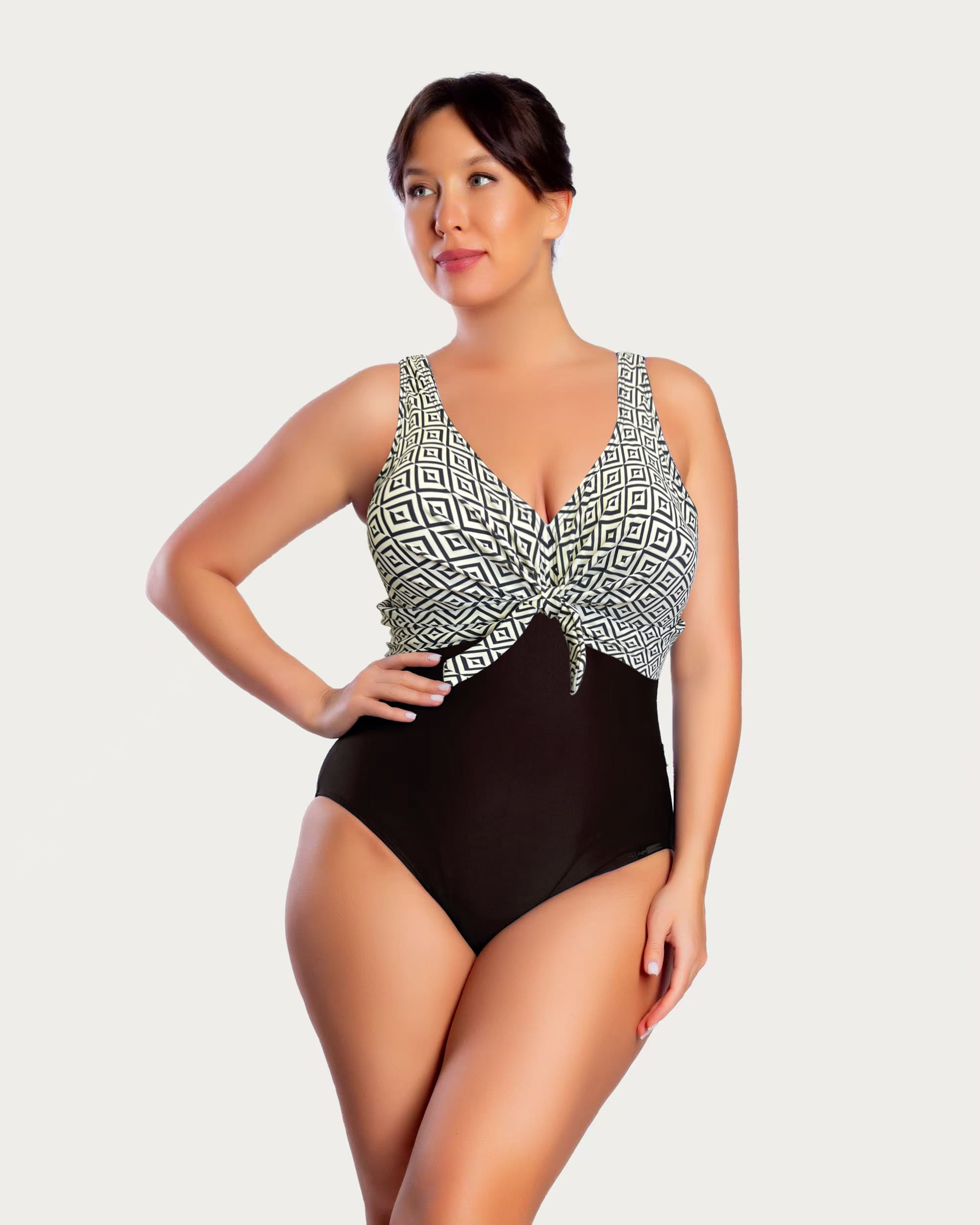 Купальник женский  слитный LS 99-628